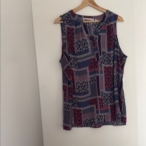 Violet & Claire Blue and Red Geometric Blouse